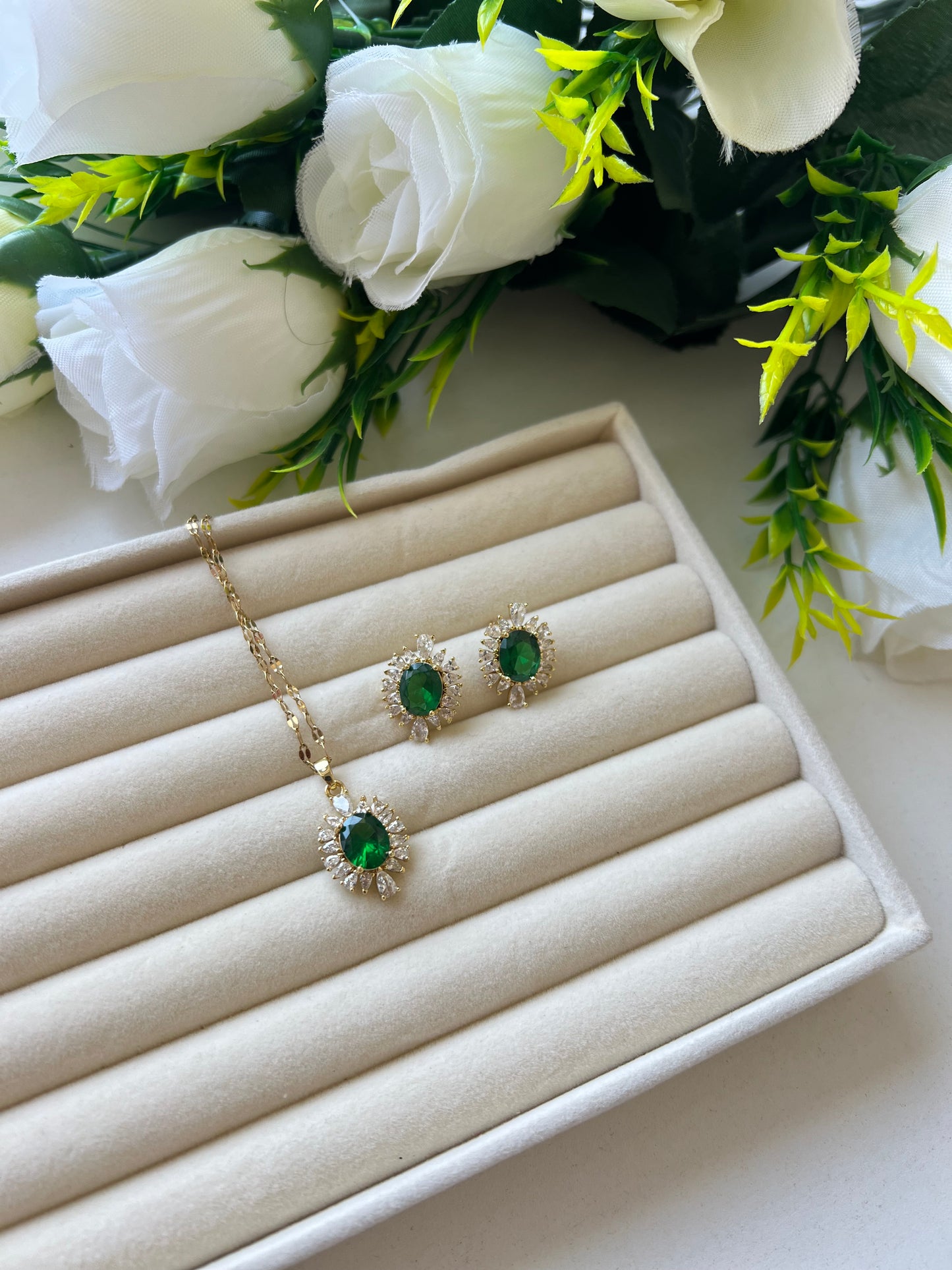 Conjunto esmeralda